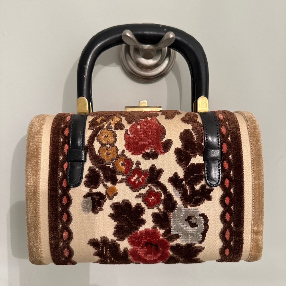 Fabulous 60s vintage Tano bag